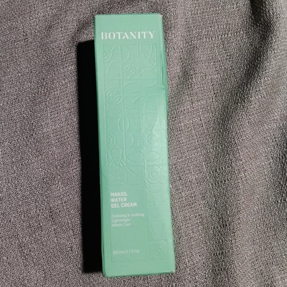 BOTANITY Makiol Water Gel Cream 80ml (2.7oz) Sealed! - Picture 2 of 6